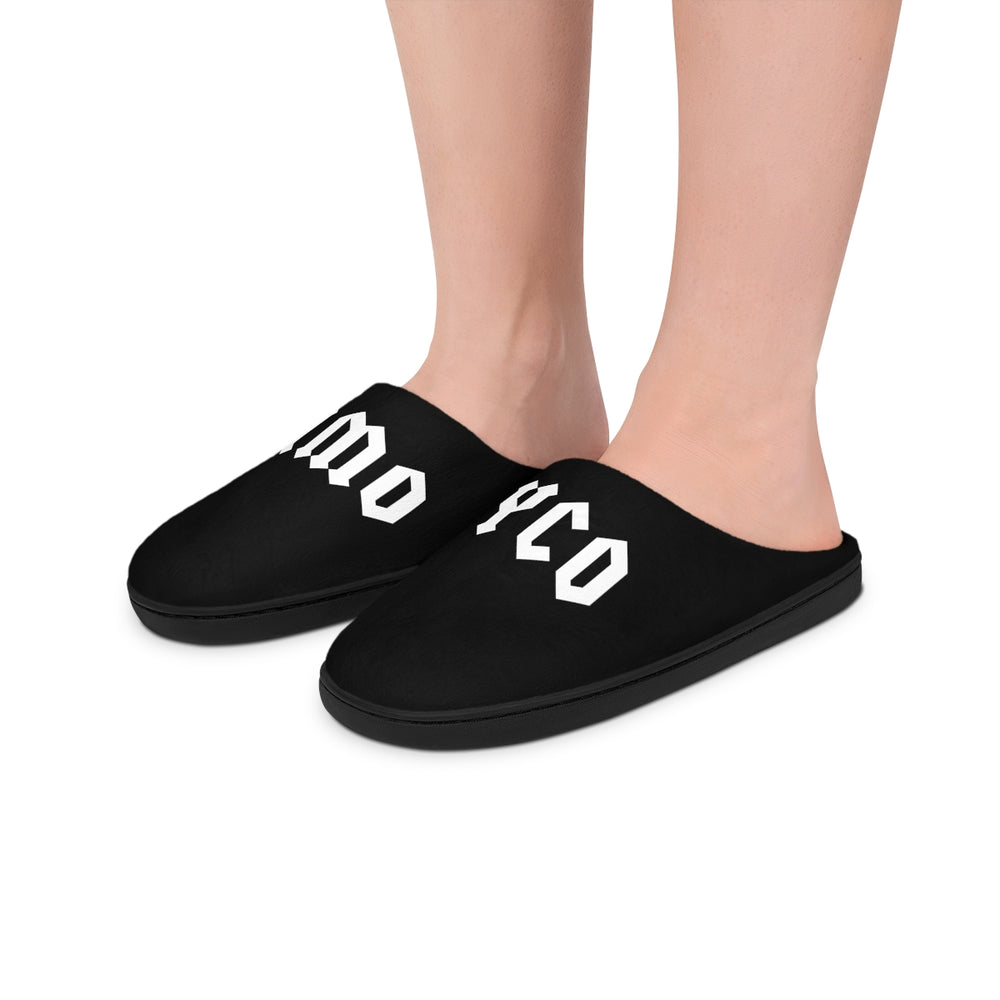 
                  
                    Women's Indoor Slippers
                  
                